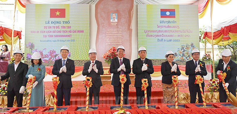 Lễ động thổ dự án tu bổ, tôn tạo Khu Di tích lịch sử Chủ tịch Hồ Chí Minh tại tỉnh Savannakhet (Lào)