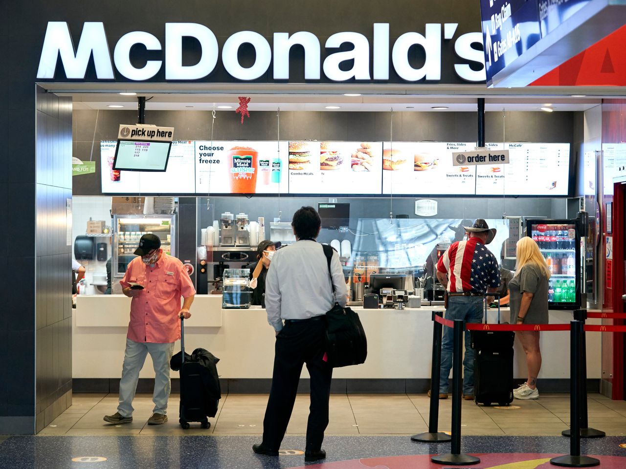 McDonald gia tăng doanh số bán hàng với màn hình quảng cáo