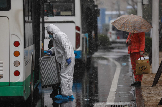 Chinese city rolls out facial-recognition thermometers on buses 