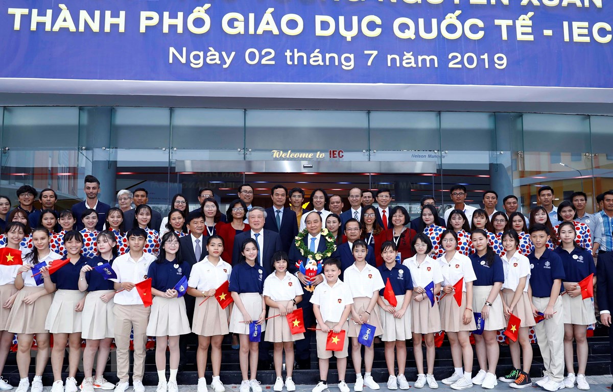 THỦ TƯỚNG THĂM THÀNH PHỐ GIÁO DỤC QUỐC TẾ - IEC QUẢNG NGÃI